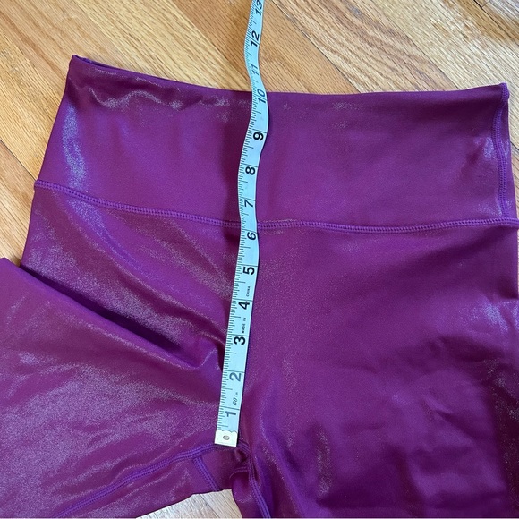 Zyia Lipgloss Metallic Capri Leggings Size 6/8 - Picture 5 of 8